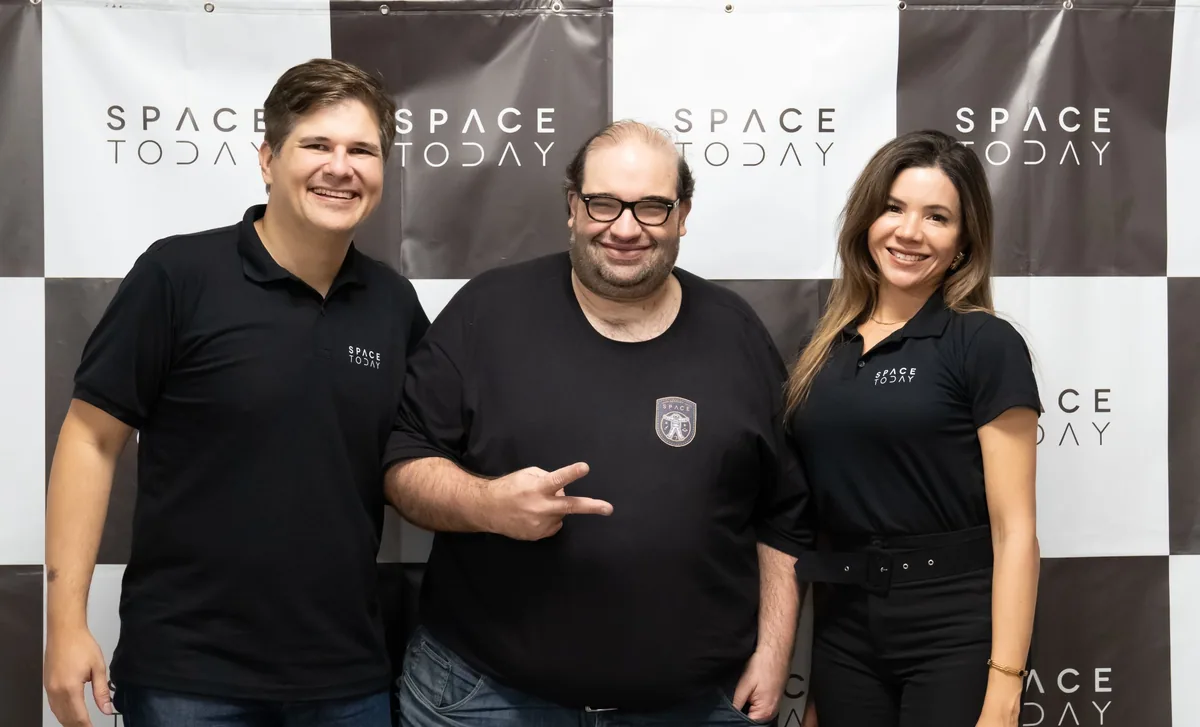 Equipe em evento Space Today